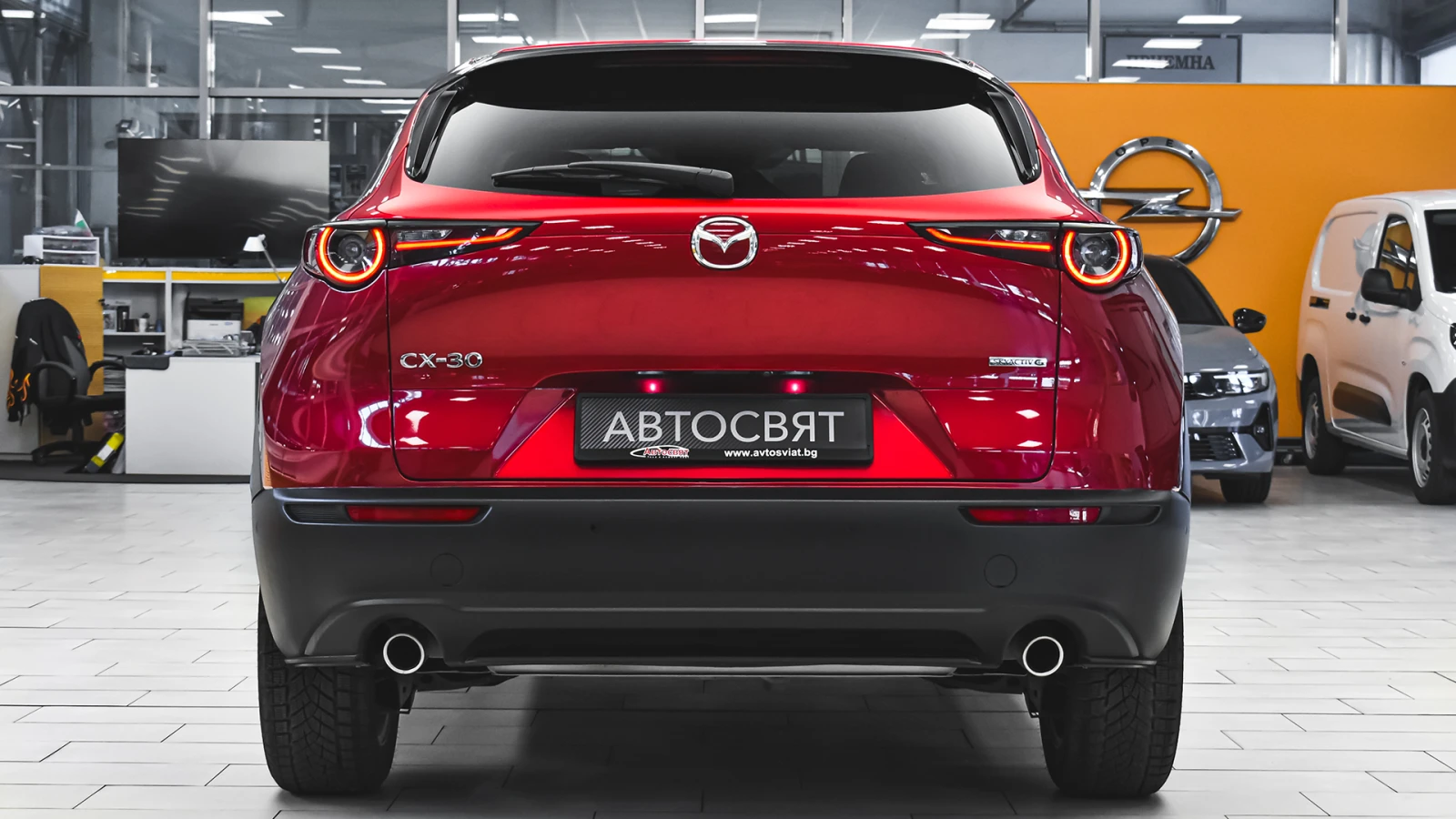 Mazda CX-30 2.0 SKYACTIVE-G Comfort PLUS 4x4 Automatic, снимка 3 - Автомобили и джипове - 54428061