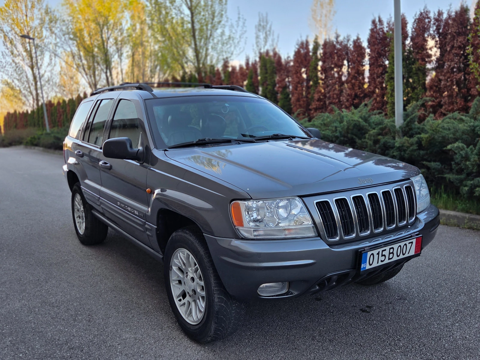 Jeep Grand cherokee 2.7CRD LIMITED ОТЛИЧЕН, снимка 4 - Автомобили и джипове - 54437934