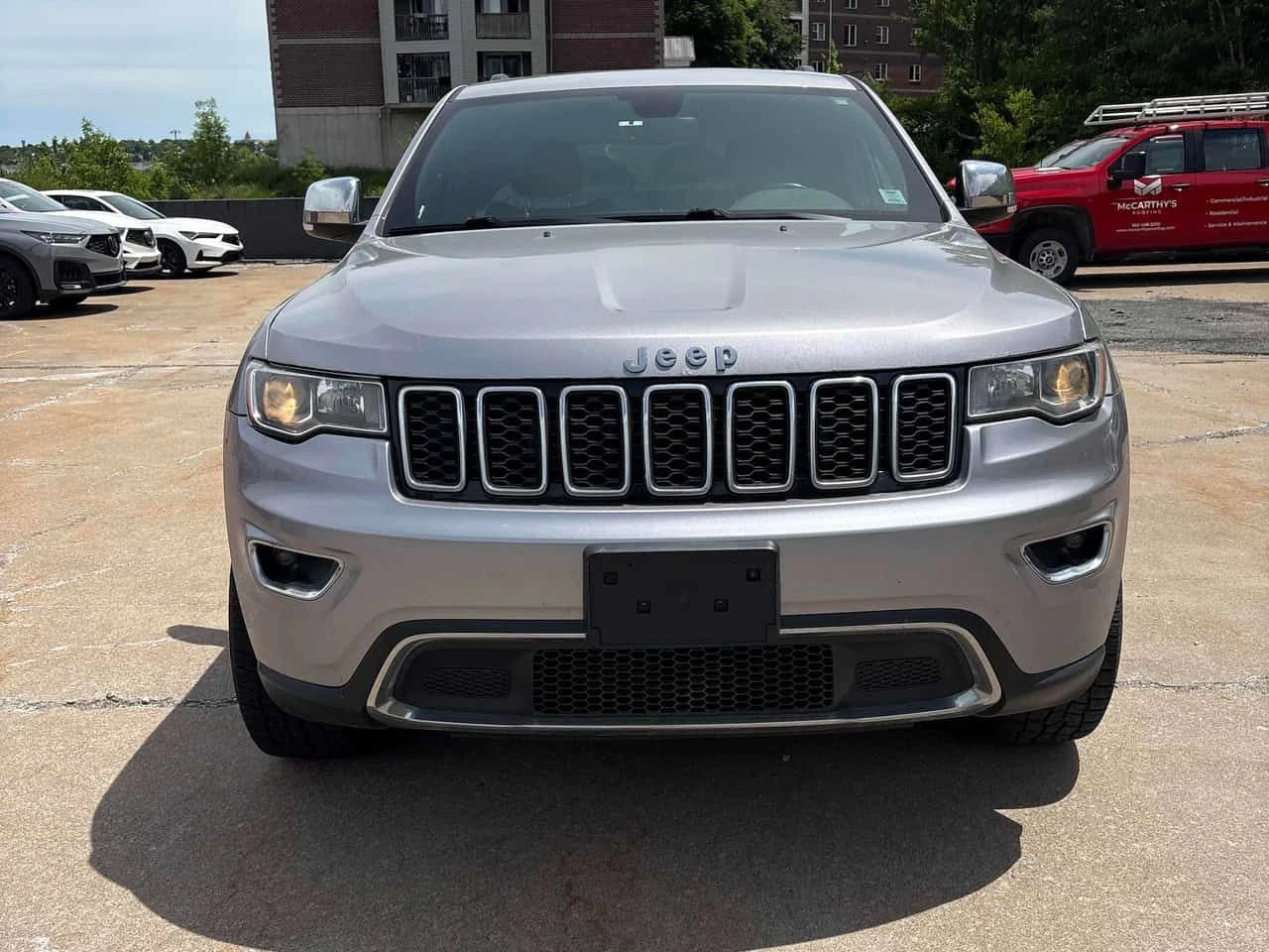 Jeep Grand cherokee * Limited * ПОДГРЕВИ * ПАНО * KEYLESS * CARFAX, снимка 6 - Автомобили и джипове - 54964080