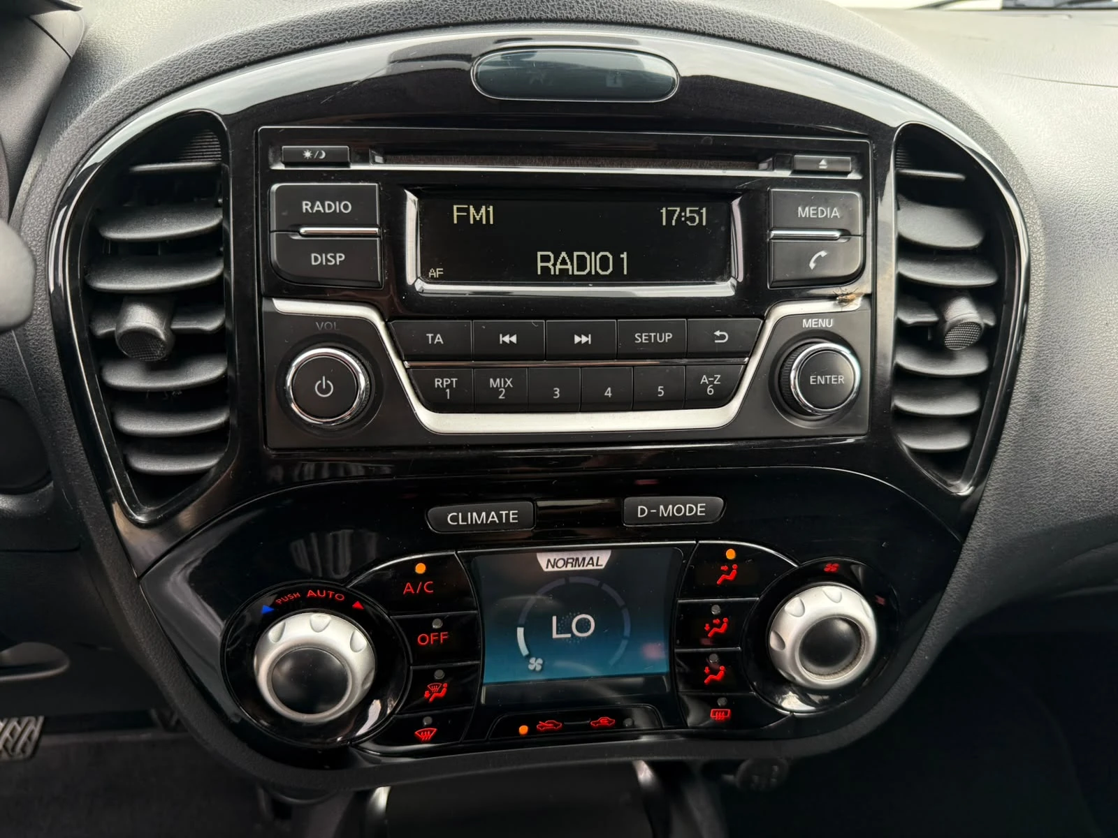 Nissan Juke 1.5 DCI Климатроник/Темпомат/Собствен лизинг, снимка 15 - Автомобили и джипове - 55069900