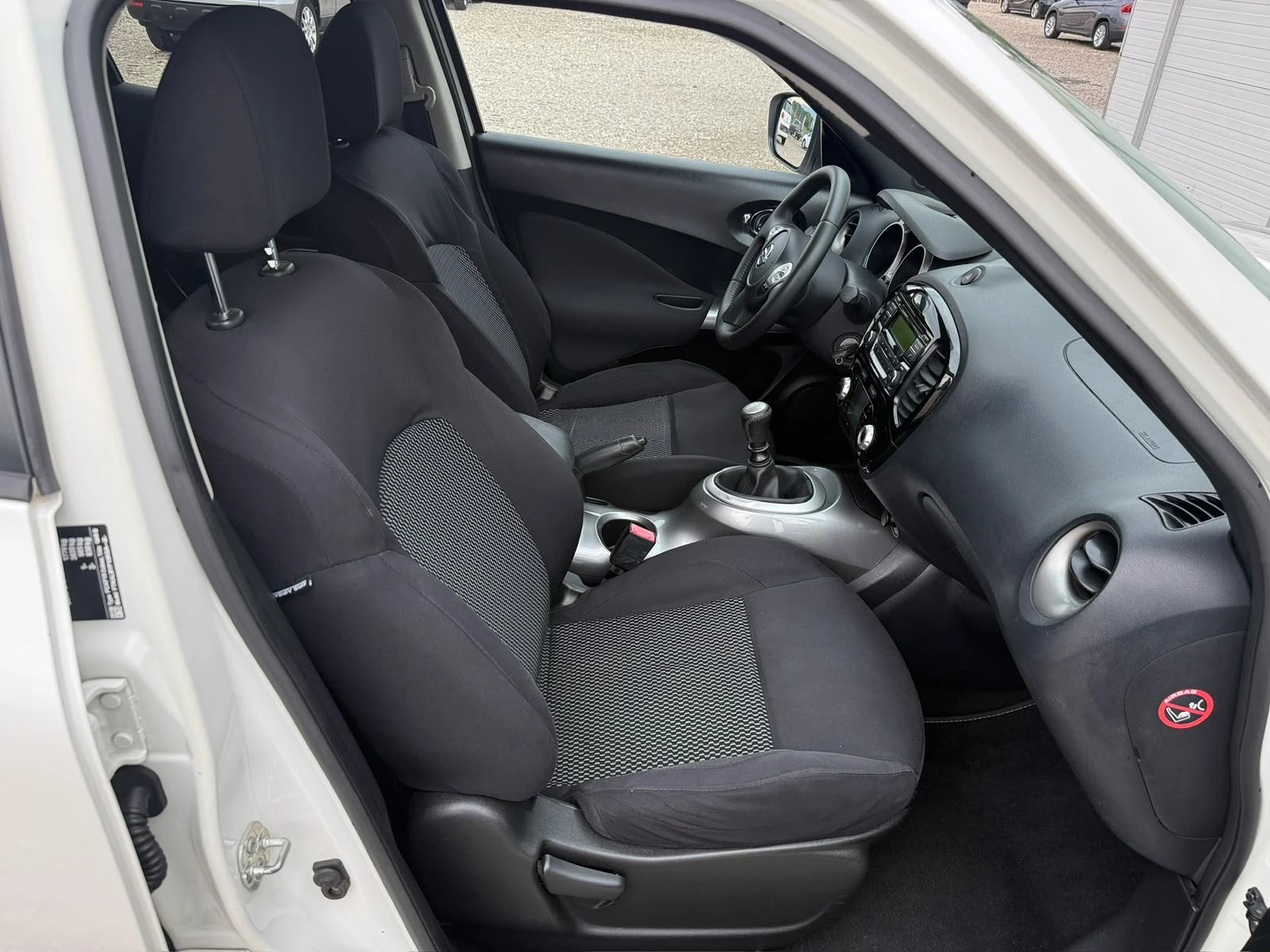 Nissan Juke 1.5 DCI Климатроник/Темпомат/Собствен лизинг, снимка 12 - Автомобили и джипове - 55069900