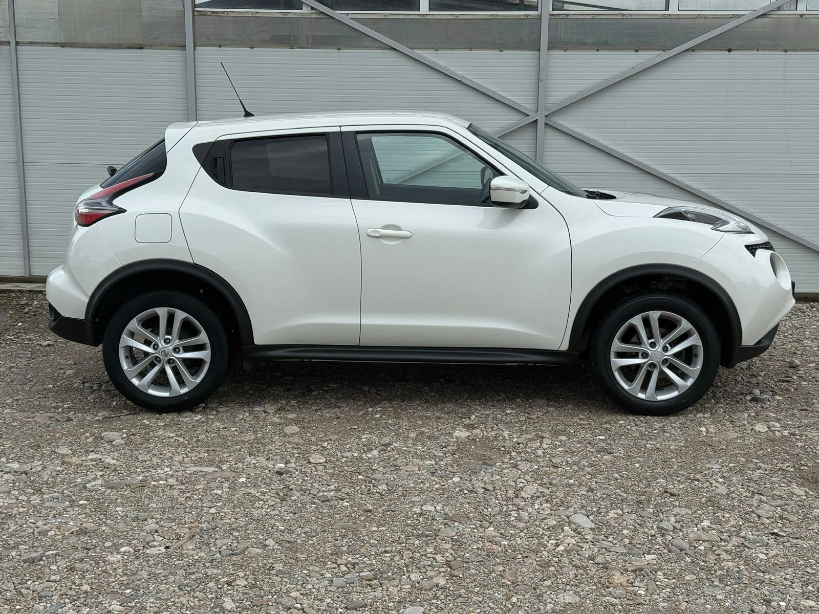 Nissan Juke 1.5 DCI Климатроник/Темпомат/Собствен лизинг, снимка 3 - Автомобили и джипове - 55069900