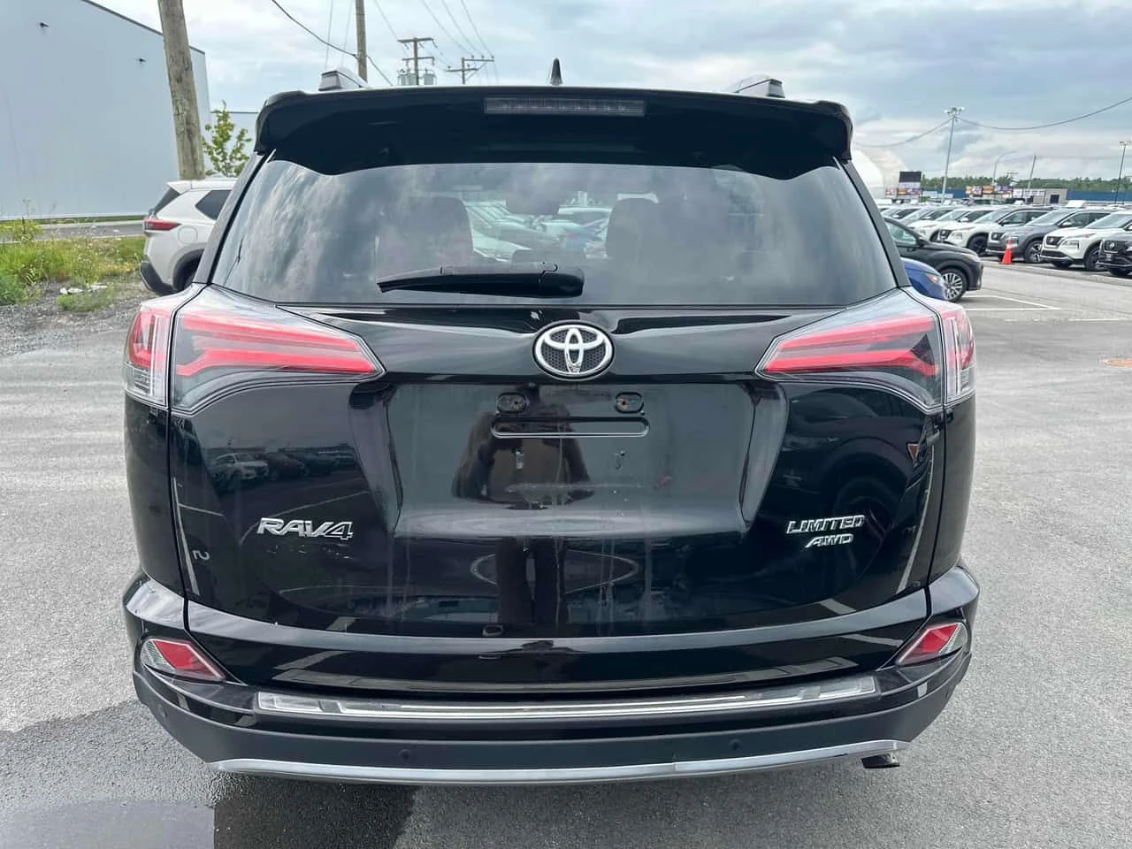 Toyota Rav4  Limited / CARFAX / АВТОКРЕДИТ , снимка 4 - Автомобили и джипове - 55555334