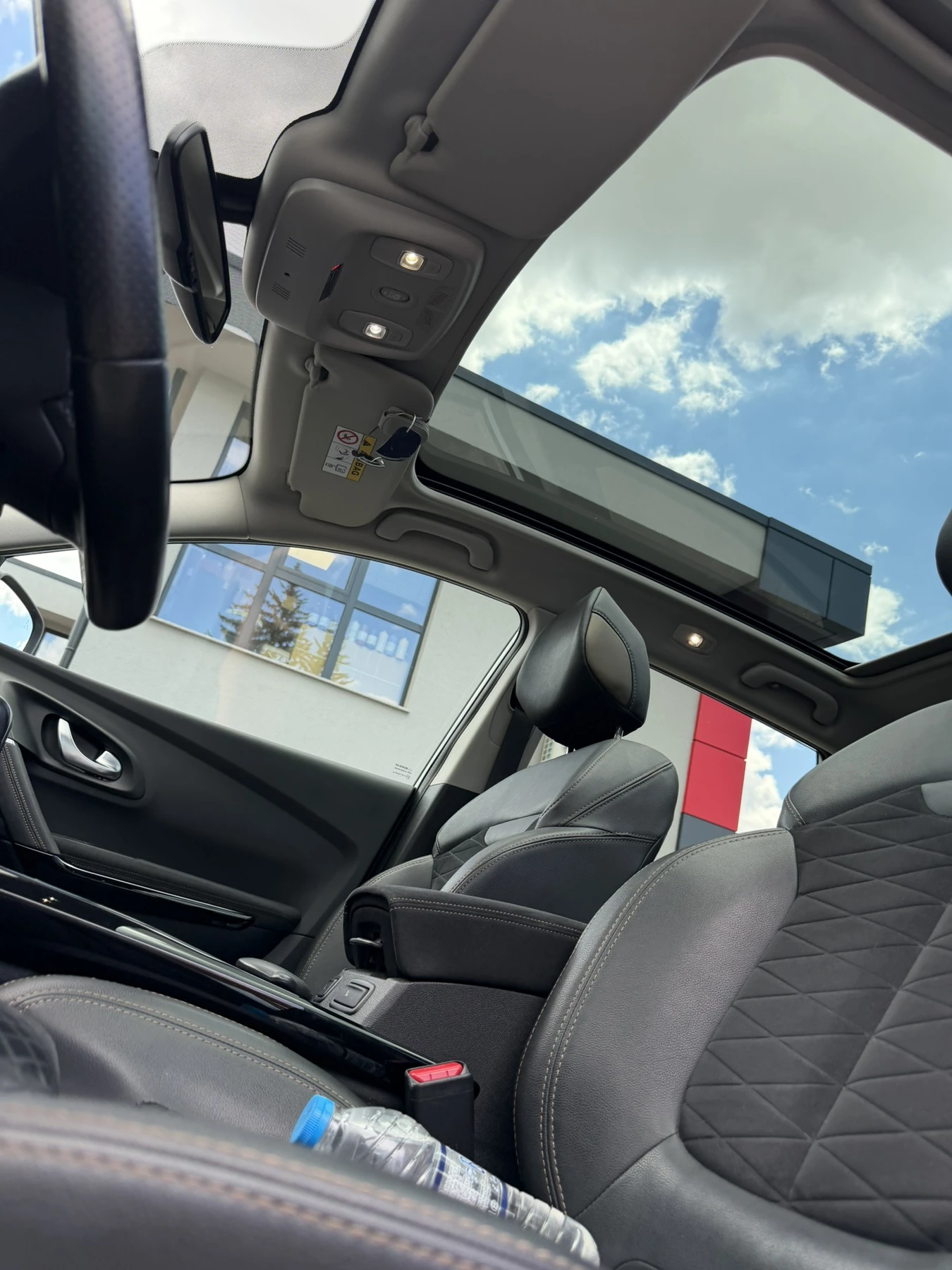 Renault Kadjar, снимка 4 - Автомобили и джипове - 55610478