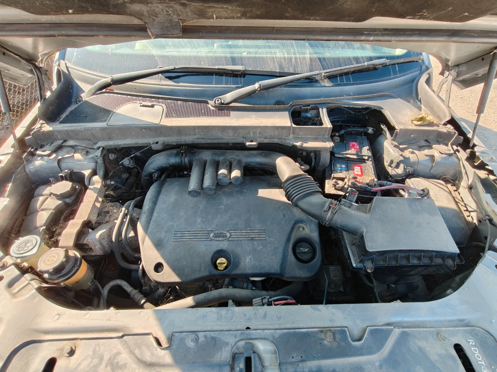 Land Rover Freelander 2.2D / НА ЧАСТИ / АВТОМАТИК , снимка 9 - Автомобили и джипове - 56266252