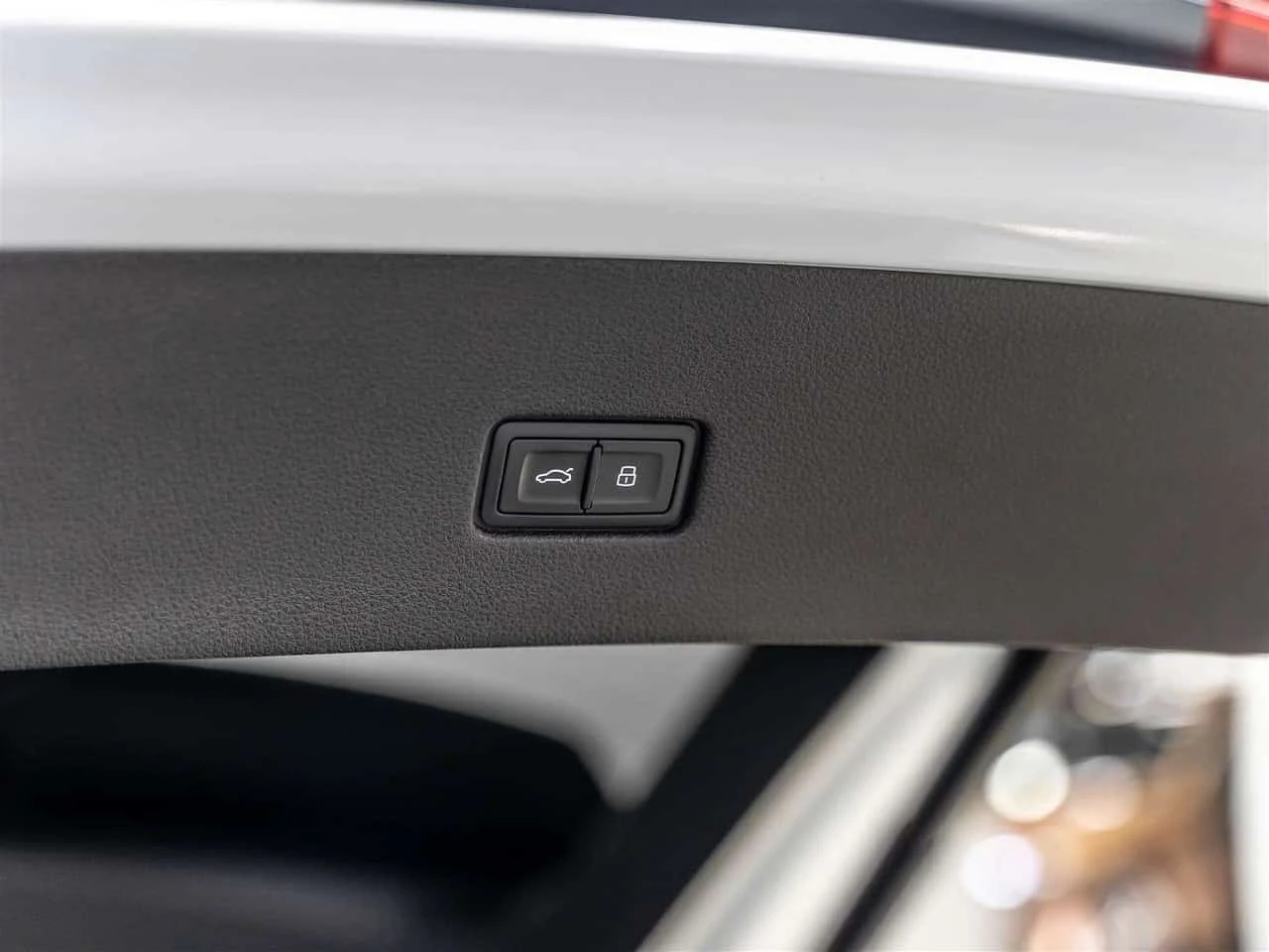 Audi Q8 * Progressiv| S Line Package| Bang & Olufsen Premi, снимка 15 - Автомобили и джипове - 56325188