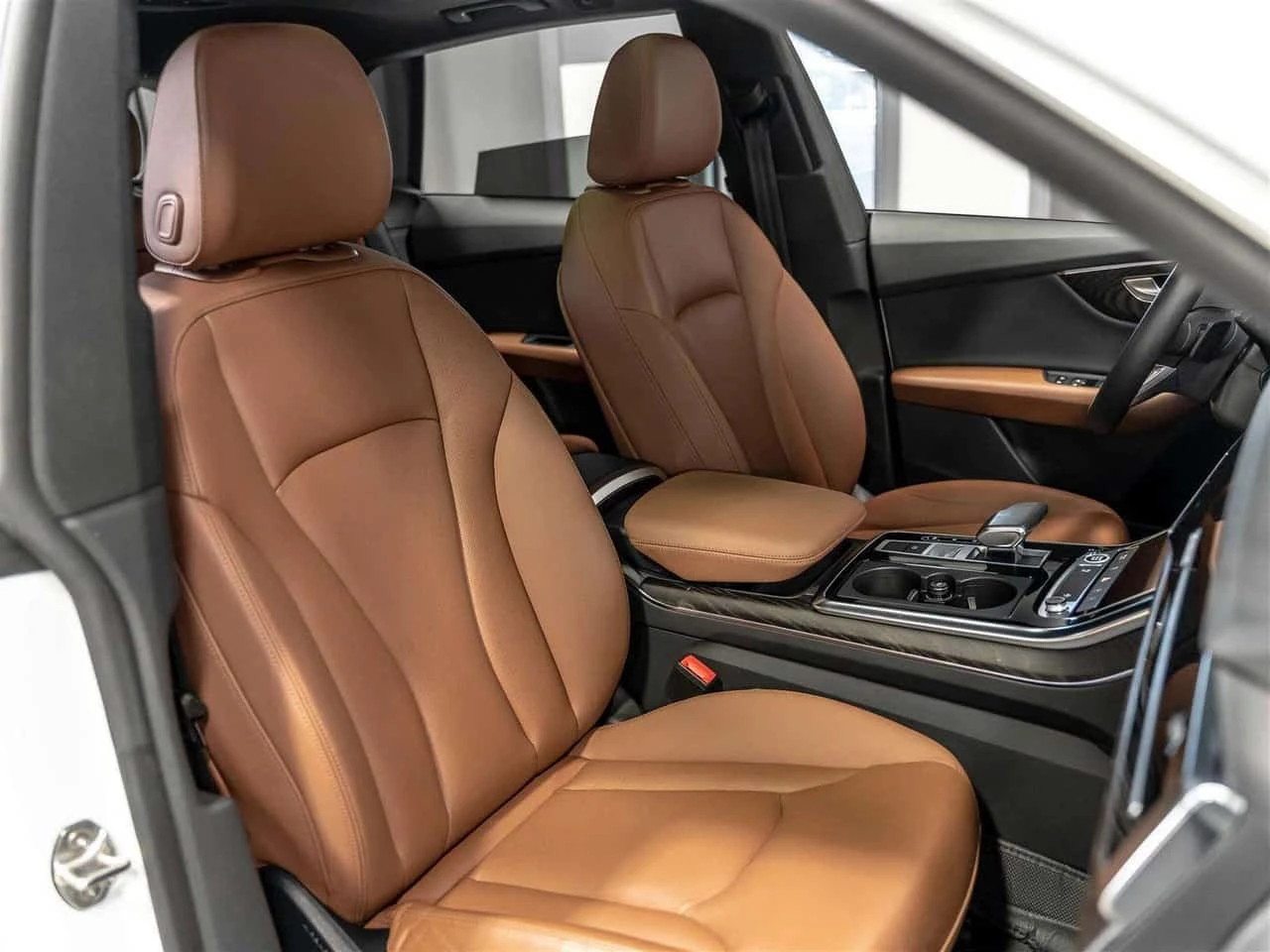 Audi Q8 * Progressiv| S Line Package| Bang & Olufsen Premi, снимка 11 - Автомобили и джипове - 56325188