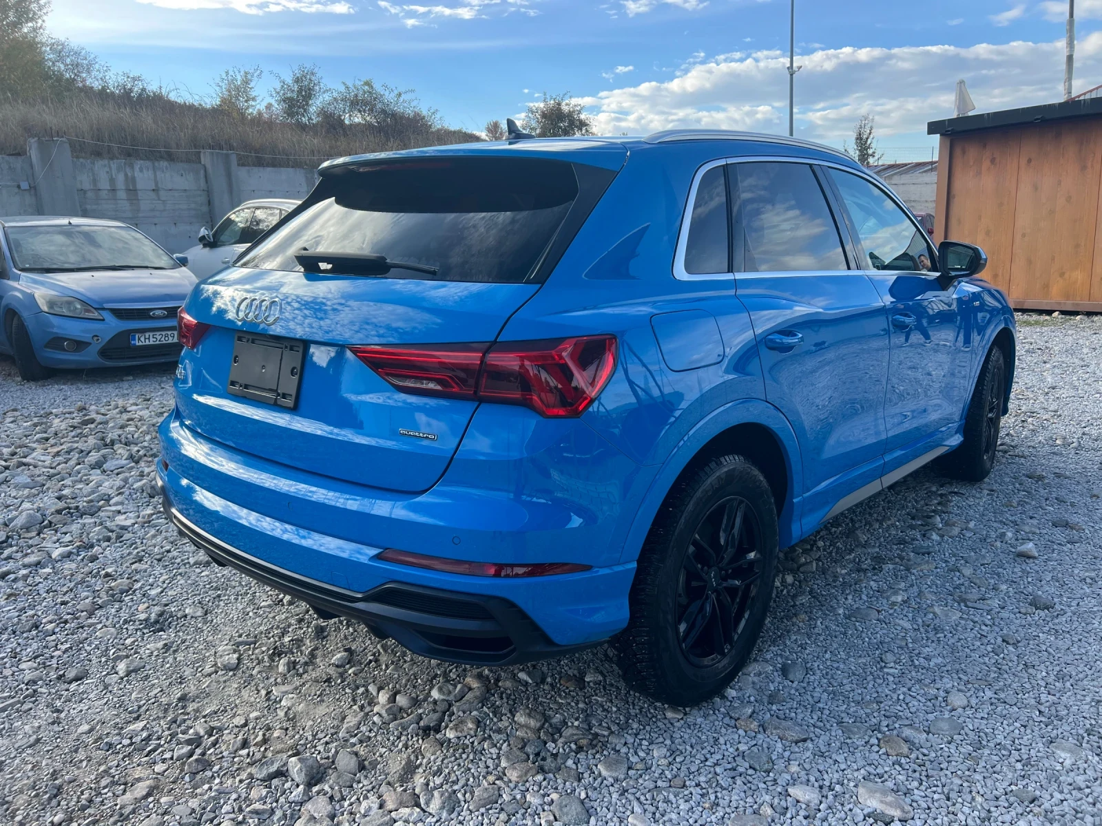 Audi Q3 2.0TFSI, снимка 3 - Автомобили и джипове - 56417407