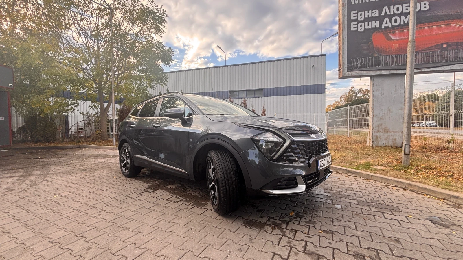 Kia Sportage, снимка 3 - Автомобили и джипове - 56617339
