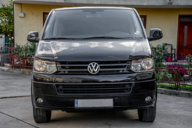 VW Caravelle, снимка 4 - Бусове и автобуси - 53486185