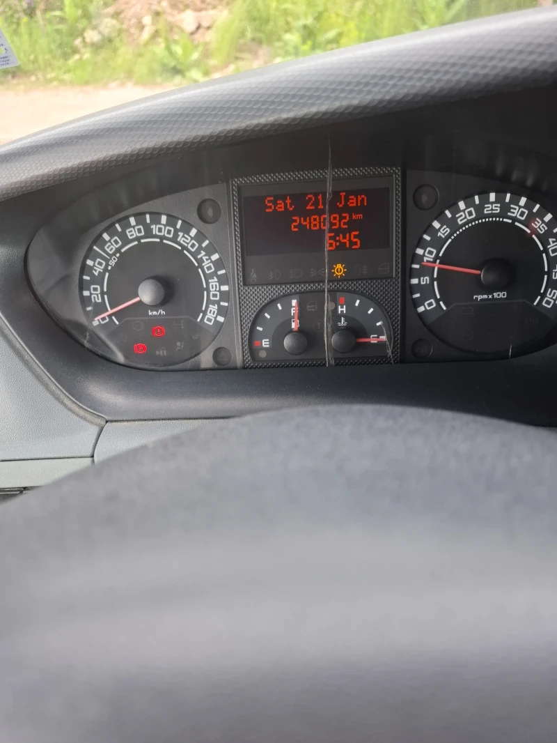 Iveco 35c15 Daily, снимка 5 - Камиони - 50474592