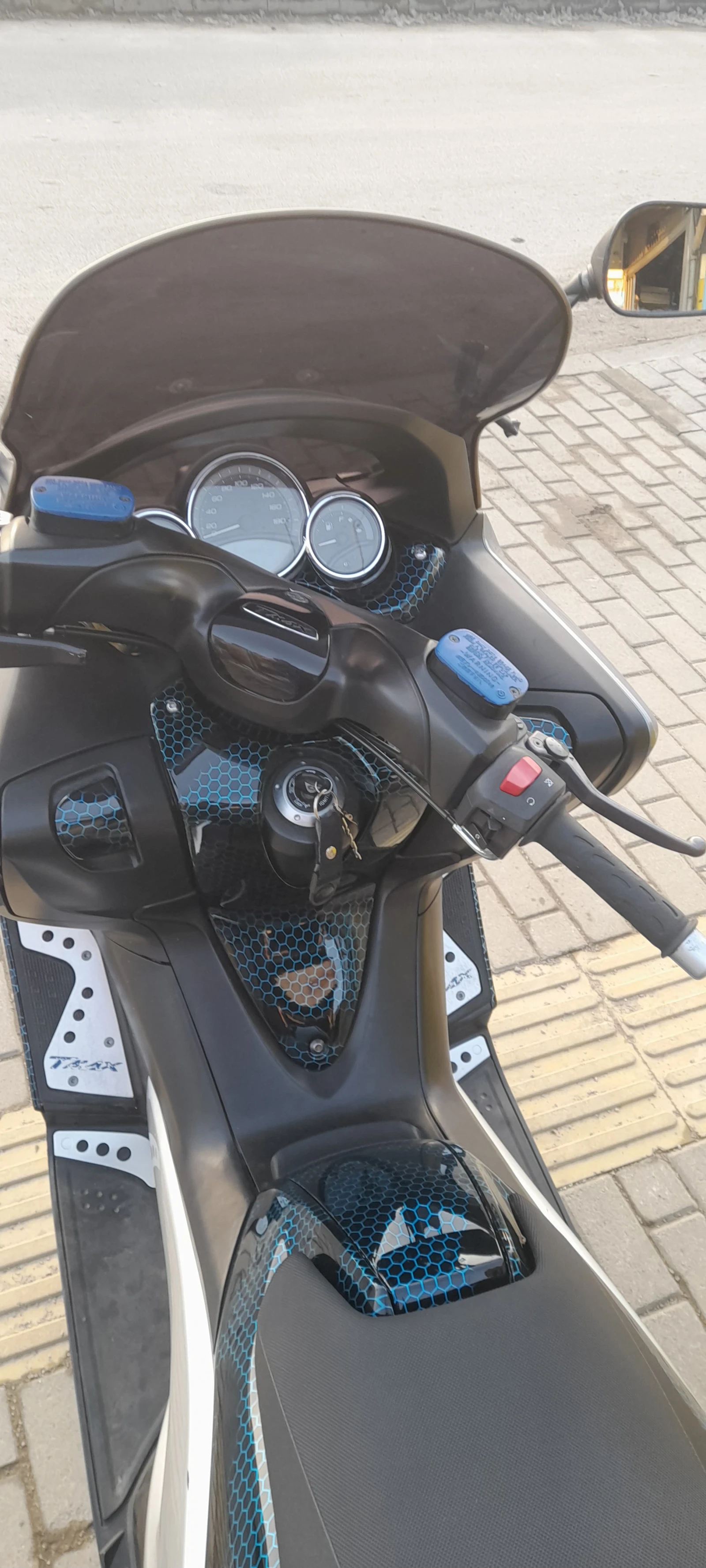 Yamaha T-max | Mobile.bg   4