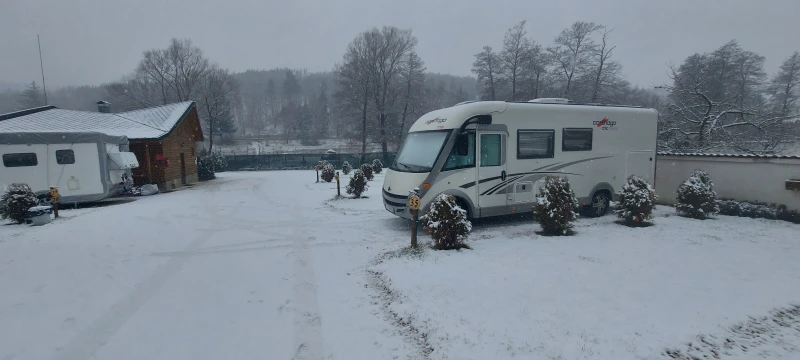 Кемпер Carthago SHIC C - Line, снимка 17 - Каравани и кемпери - 52946296