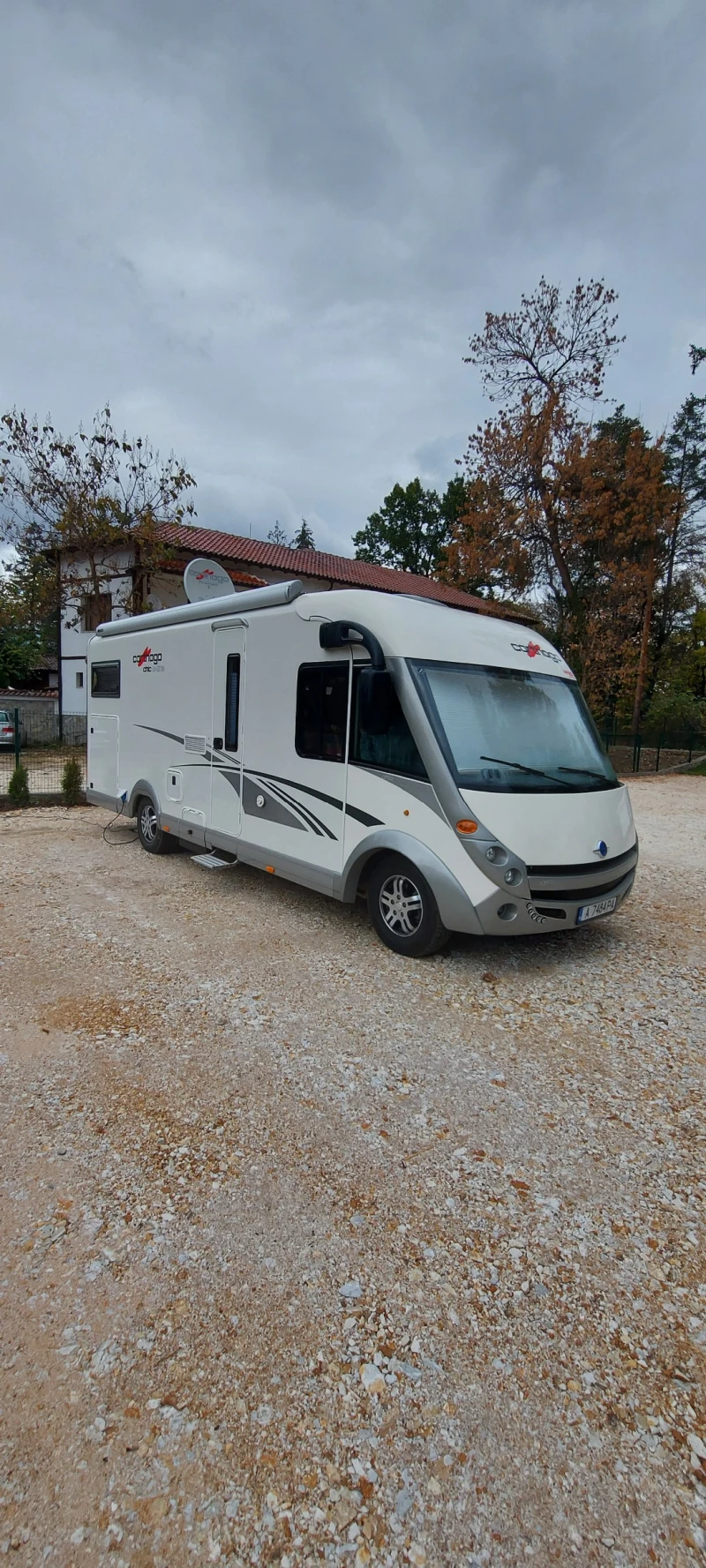 Кемпер Carthago SHIC C - Line, снимка 4 - Каравани и кемпери - 52946296