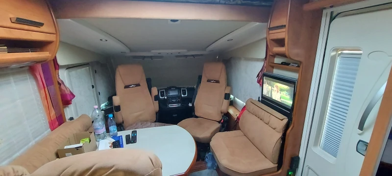 Кемпер Carthago SHIC C - Line, снимка 5 - Каравани и кемпери - 52946296