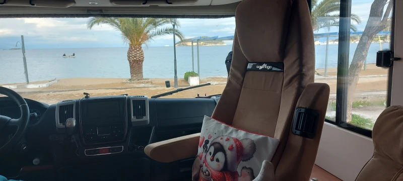 Кемпер Carthago SHIC C - Line, снимка 13 - Каравани и кемпери - 52946296