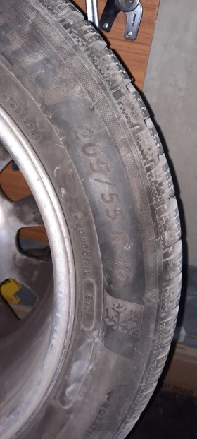 Гуми с джанти Michelin 205/55R16, снимка 4 - Гуми и джанти - 48296256