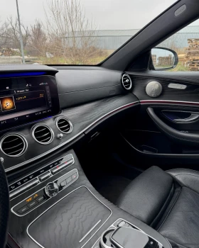 Mercedes-Benz E 220 AMG, Panorama, 360, HeadUp и др., снимка 13
