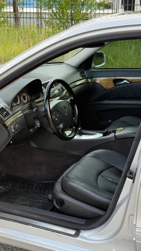 Mercedes-Benz E 270 2.7, снимка 9