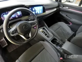 VW Golf 19K КМ / 8 / 2TDI / PRESTIGE / 4MOTION / , снимка 7
