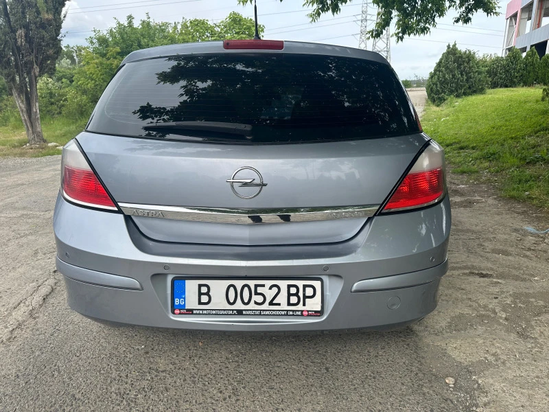 Opel Astra H, снимка 6 - Автомобили и джипове - 46491720