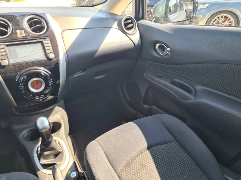 Nissan Note 1.2i, снимка 8 - Автомобили и джипове - 47218234