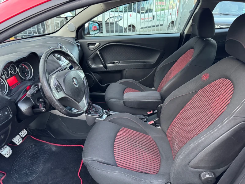 Alfa Romeo MiTo 1.6M-jet, снимка 8 - Автомобили и джипове - 48396649