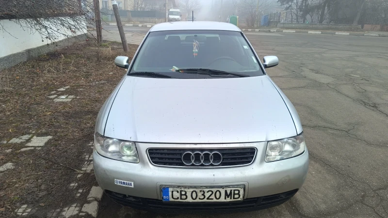 Audi A3 1.8 Газ-Бензин , снимка 4 - Автомобили и джипове - 49240523