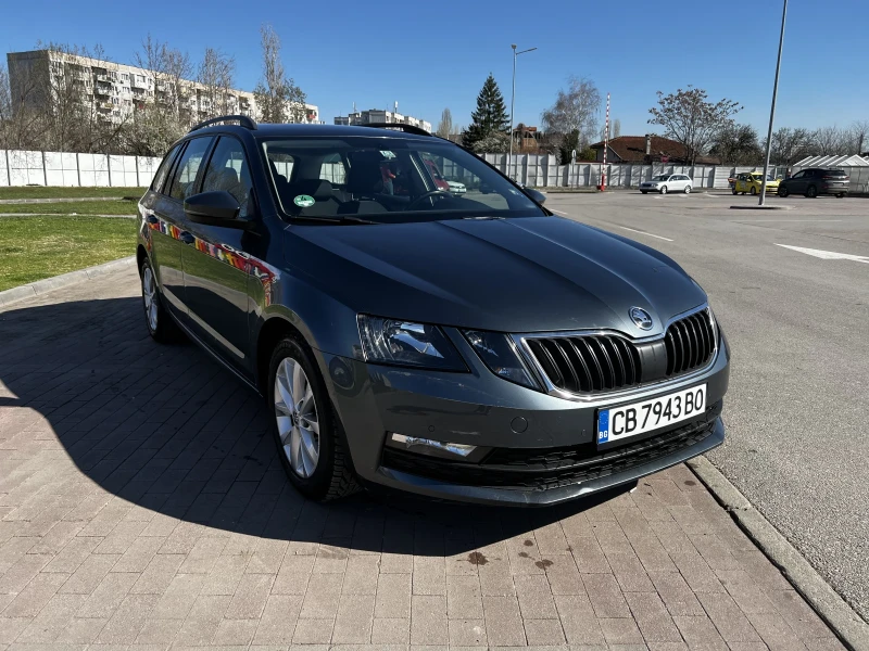 Skoda Octavia * Камера* Face* 1.6* Нови Гуми* Автомат* , снимка 1 - Автомобили и джипове - 49588287