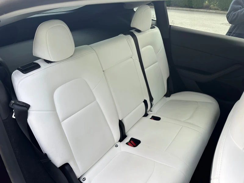 Tesla Model Y DUAL MOTOR Първи собственик, снимка 14 - Автомобили и джипове - 49851373