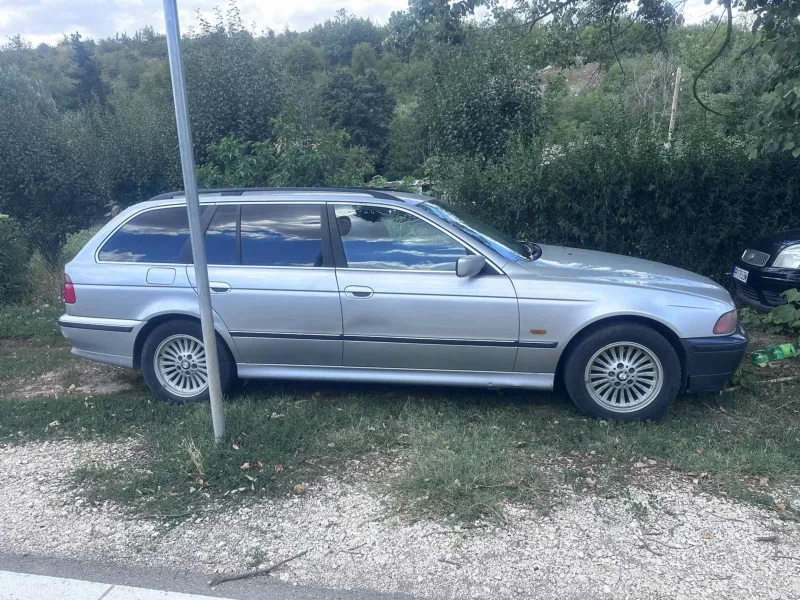 BMW 520 Бензин Газ теглич , снимка 5 - Автомобили и джипове - 52513049