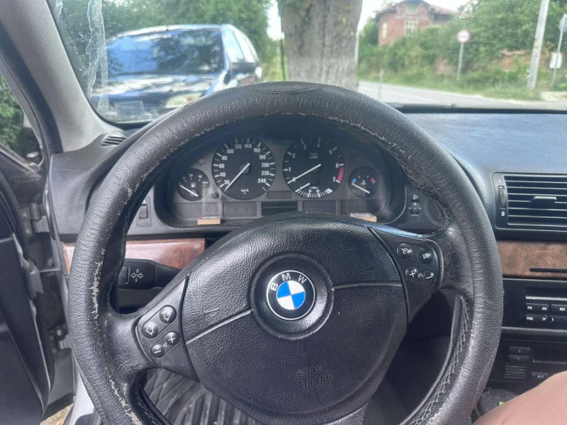 BMW 520 Бензин Газ теглич , снимка 6 - Автомобили и джипове - 52513049