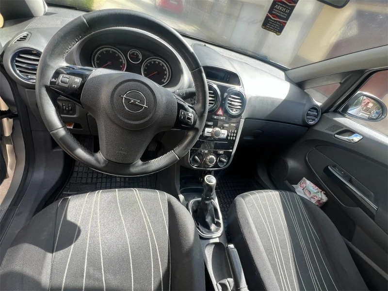Opel Corsa 1, 4 бензин, 100 к.с., снимка 5 - Автомобили и джипове - 51594460