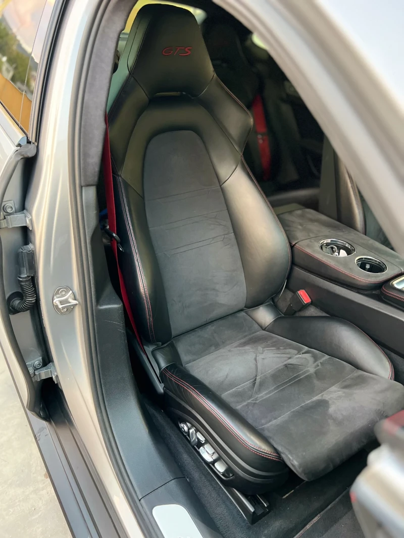 Porsche Panamera GTS, снимка 13 - Автомобили и джипове - 52631215
