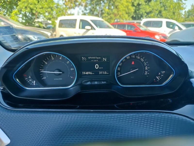 Peugeot 2008 АВТОМАТИК/КОЖА/ПАНОРАМА , снимка 14 - Автомобили и джипове - 52632322