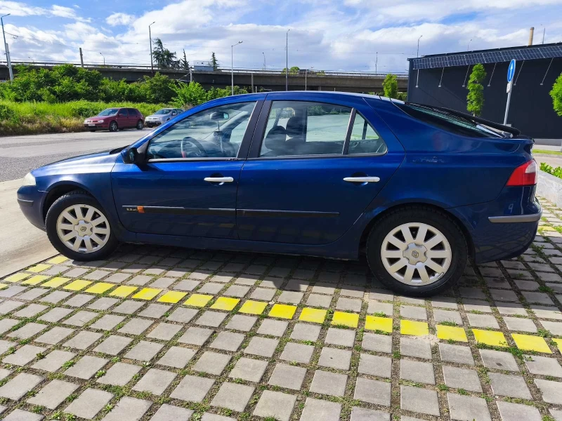 Renault Laguna 1.8 125кс, снимка 2 - Автомобили и джипове - 52973384