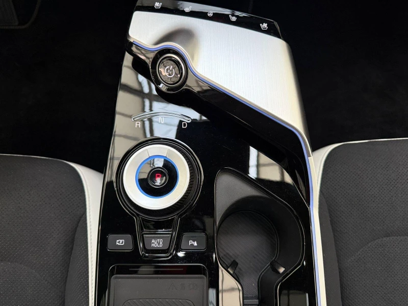 Kia EV6 GT-LINE 4WD PANORAMA MERIDIAN CAMERA, снимка 9 - Автомобили и джипове - 53168600