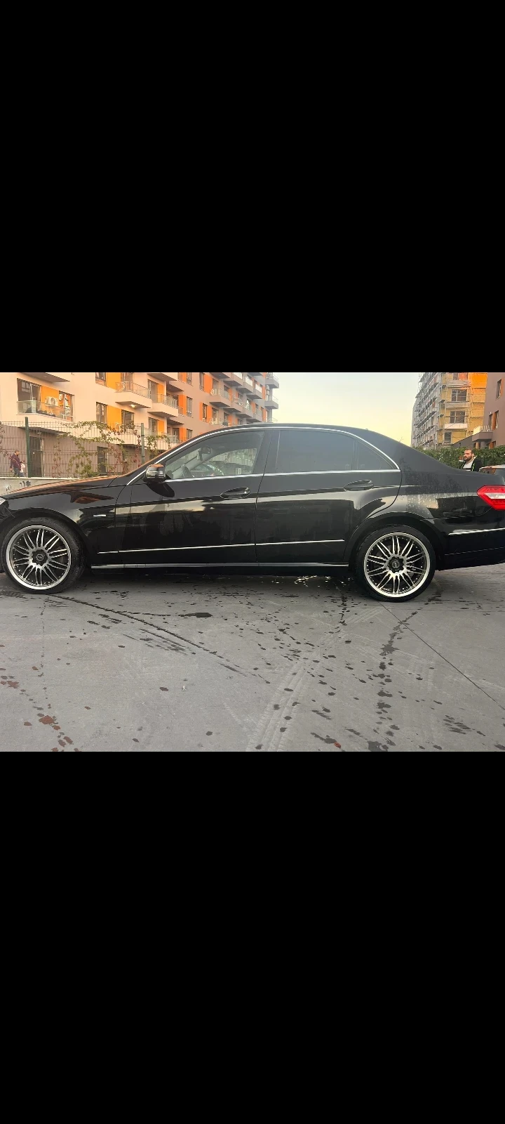 Mercedes-Benz E 200, снимка 3 - Автомобили и джипове - 47246469