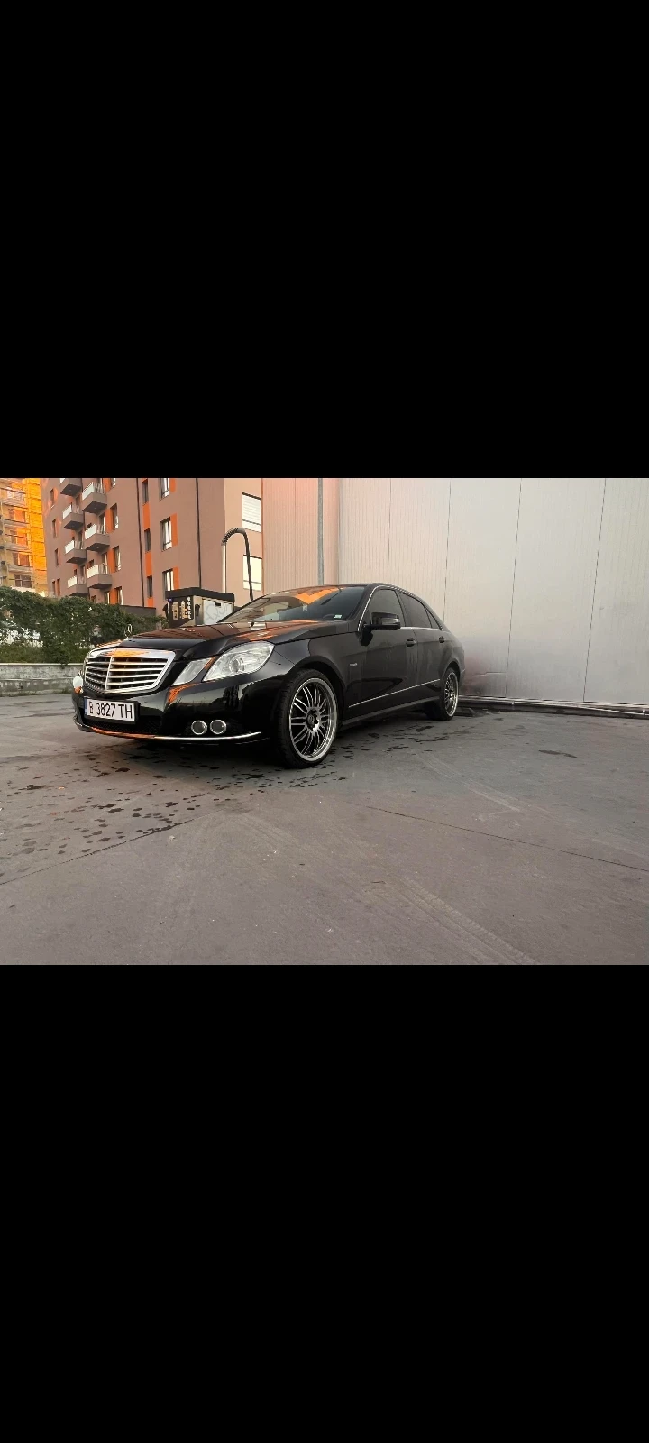 Mercedes-Benz E 200, снимка 2 - Автомобили и джипове - 47246469