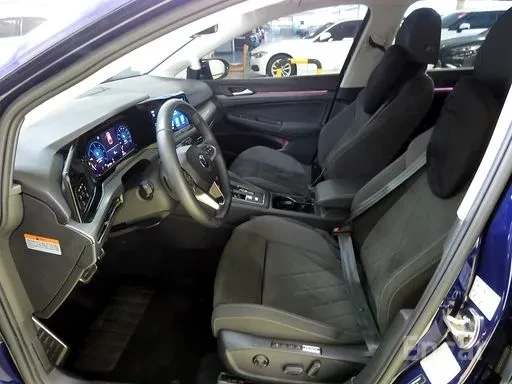 VW Golf 19K КМ / 8 / 2TDI / PRESTIGE / 4MOTION / , снимка 5 - Автомобили и джипове - 54897706