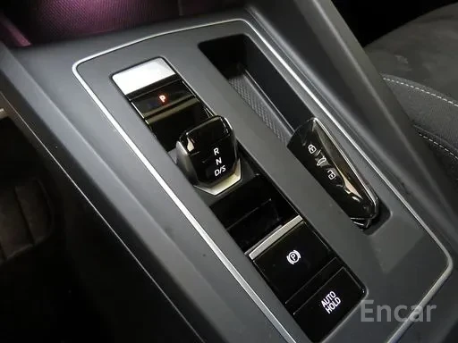VW Golf 19K КМ / 8 / 2TDI / PRESTIGE / 4MOTION / , снимка 10 - Автомобили и джипове - 54897706