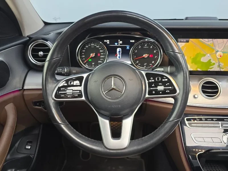 Mercedes-Benz E 300 ���� 30% ����� | Mobile.bg � ����������� 10