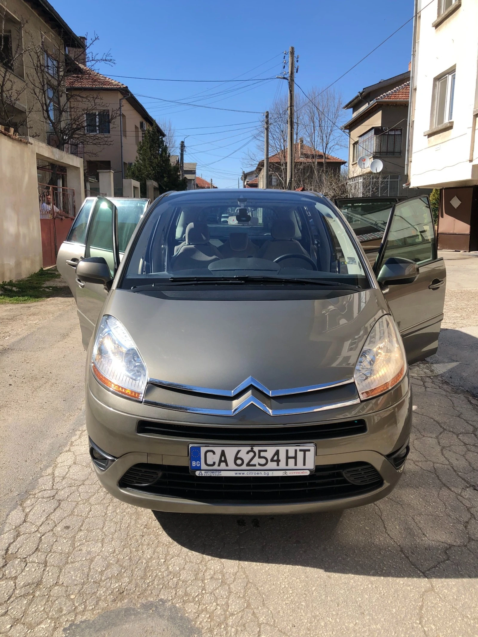 Citroen Grand C4 Picasso  - изображение 7