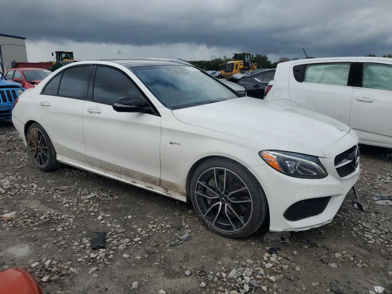 Mercedes-Benz C 43 AMG BURMESTER* HEADUP* М.ТОЧКА* МАСАЖ* КАМЕРА* KEYLESS - изображение 4