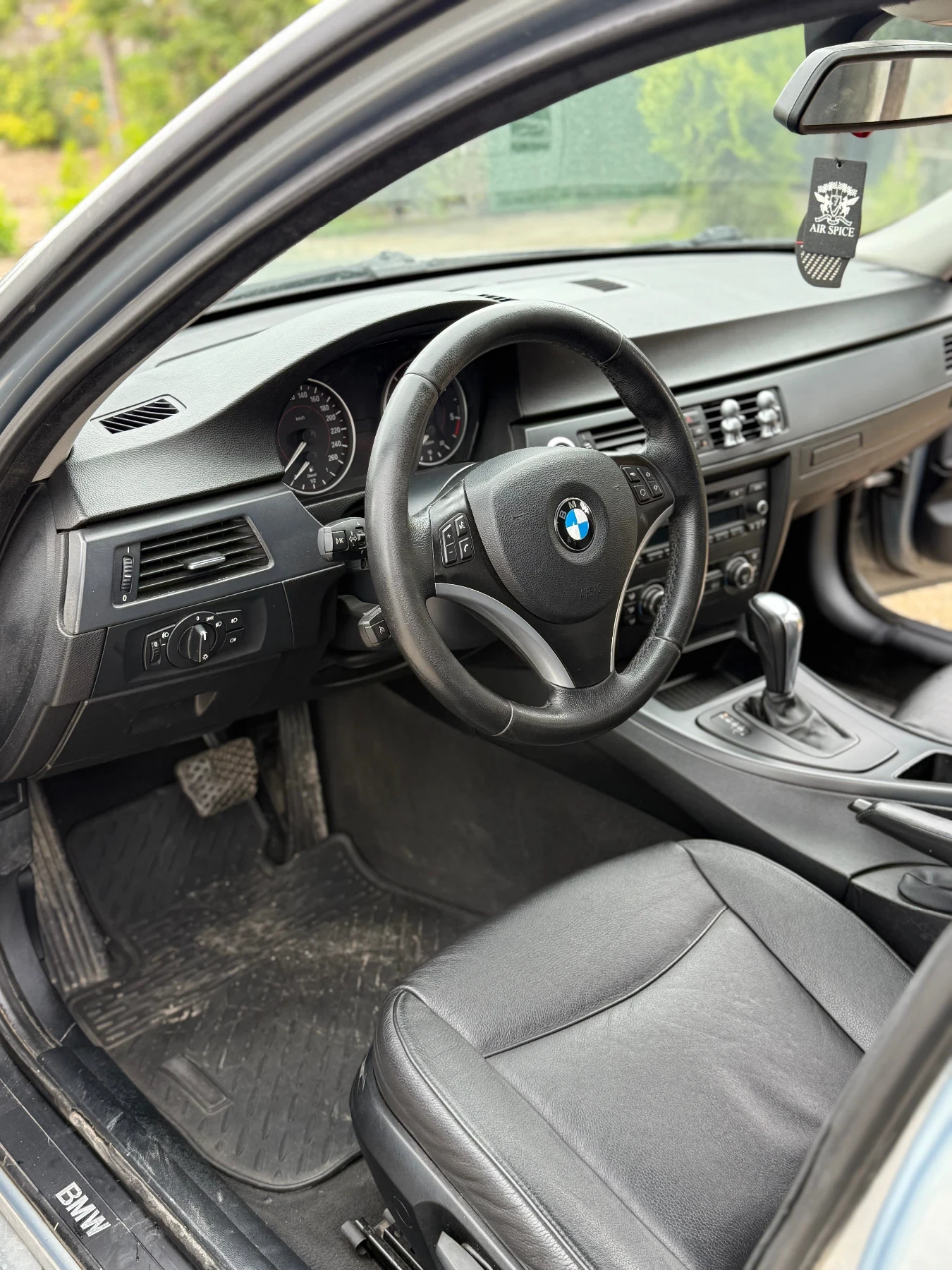 BMW 320 320d - изображение 7