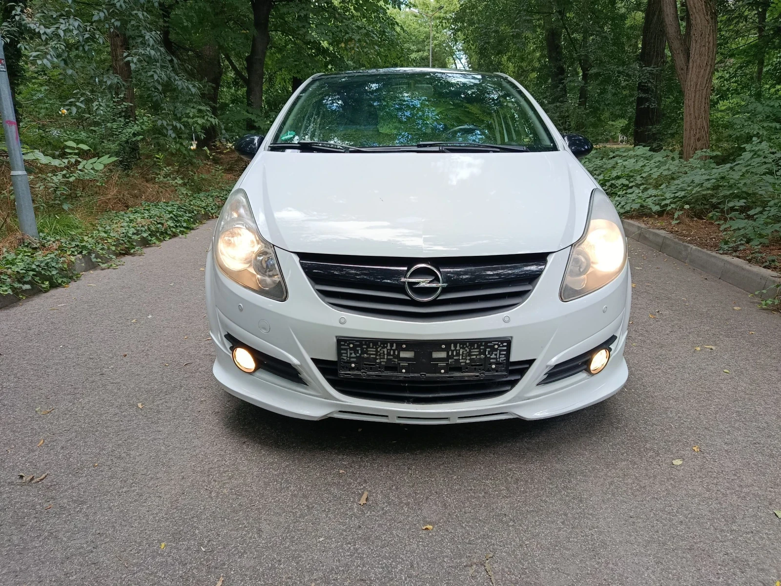 Opel Corsa 1.4 90к.с. LIMITED EDITION  - изображение 8