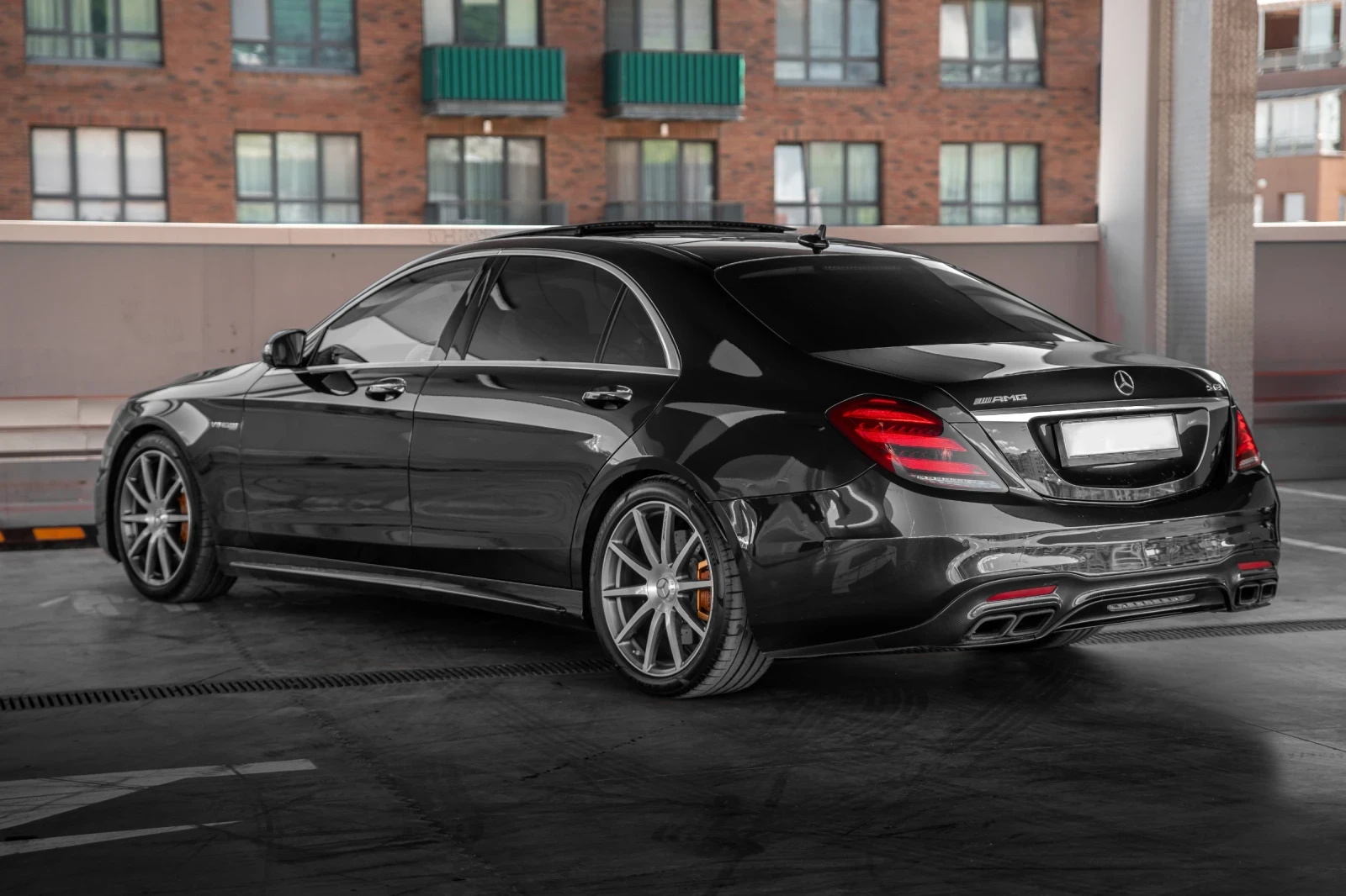 Mercedes-Benz S 63 AMG 4MATIC+ /BURMESTER/CERAMIC/360/MAX FULL FULL - изображение 4