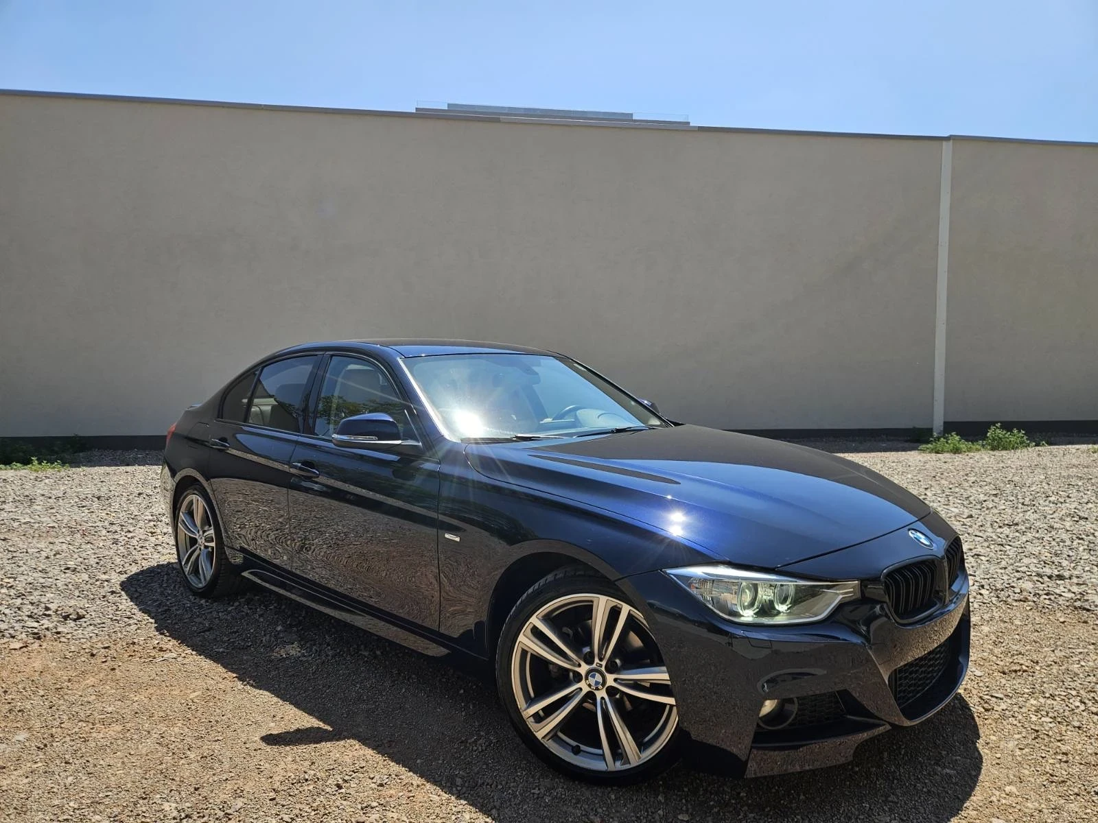 BMW 320 d М-пакет/автоматик - изображение 2