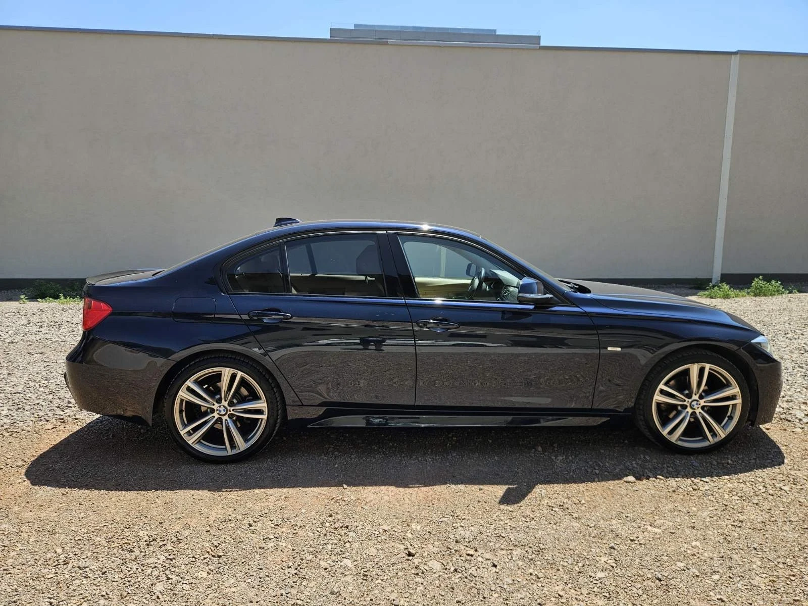 BMW 320 d М-пакет/автоматик - изображение 3