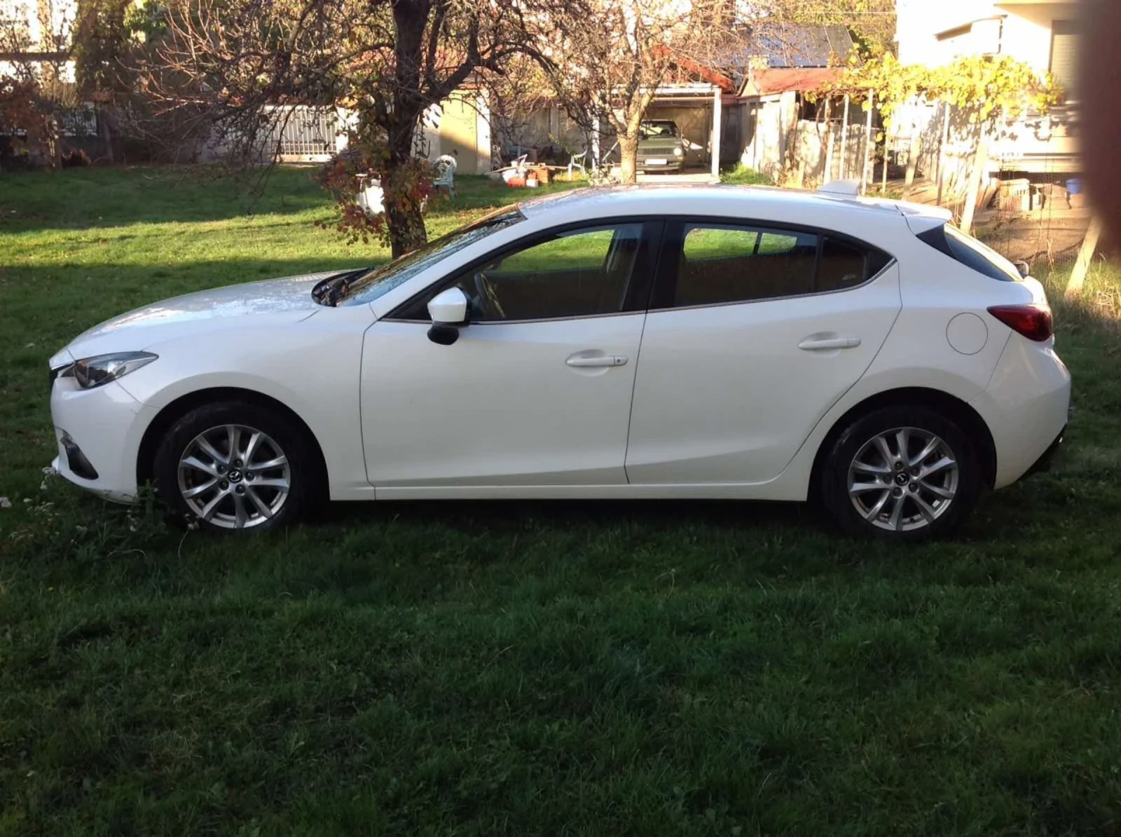 Mazda 3  - изображение 10